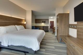 Holiday Inn Express & Suites Laurel by IHG - 2