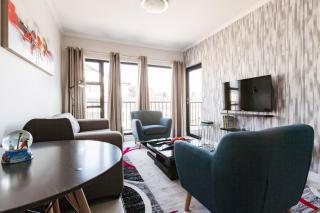 Alimama Spaces: The Manson's Kikuyu - Sandown - 9