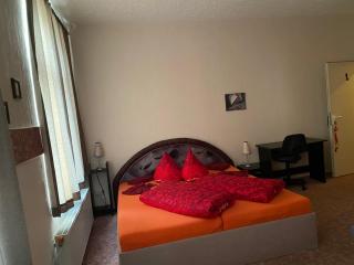 Alte Schmiede - 1