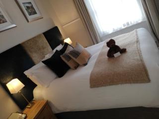 Clarence Court Hotel - 3