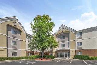 Candlewood Suites Huntersville-Lake Norman Area by IHG - Huntersville - 0