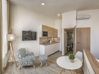 Glam Downtown Apartments - Boedapest - 6