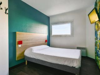 hotelF1 Cergy - Cergy - 8