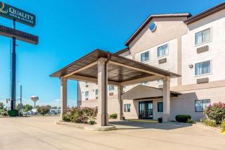 Quality Inn & Suites Salem near I-57 - Salem - 8