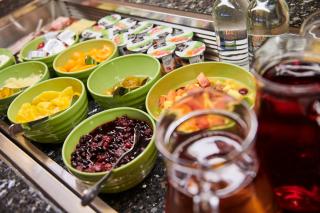 Holiday Inn Ellesmere Port/Cheshire Oaks by IHG - Ellesmere Port - 1