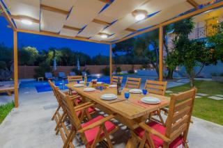Villa Status - Vouyiáton - 2