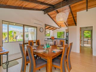 Tairua Harbour Views - Tairua Holiday Home - 8