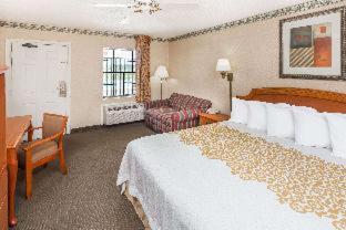 Days Inn by Wyndham Batesville - Batesville - 7