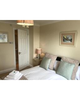 31 Queens Road - Winchester - 9