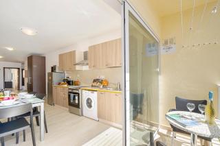 Summer Breeze Comfort Sunny Apartments close to the sandy beaches - by Getawaysmalta - Mellieħa - 8