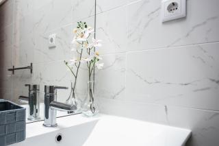 A Modern and Homely 3 Bedroom with Elevator - Porto - 5