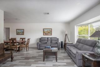 Purely Pompano, Pool, Water front, Paddleboard, Beach, 5 bedroom 3 bath - Pompano Beach - 9