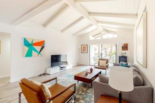 Mountain View Modern Condo Permit# 4340 - 7