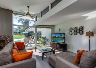 Mod Reflections at Tamarisk - 4
