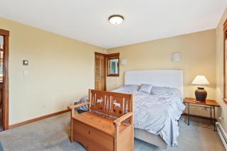 Lakeview Home with new hot tub - Sleeps 10 - Sandpoint - 1