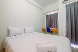 Simply Look Studio Tamansari Mahogany Karawang Apartment By Travelio - 4