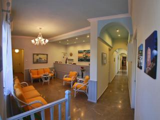 Theano Guesthouse - Hydra - 6