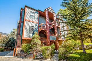 Mountain Retreat - Basalt - 9