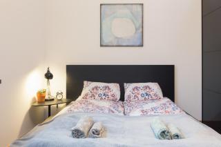 Modern, stylish and comfy in trendy Jewish Quarter - 4