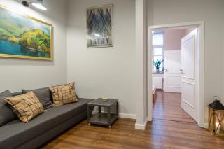 Wonderful, secluded and cozy in the center. - 4