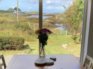 TÍ Mhaggie Holiday Cottage by Trident Holiday Homes - Gowla - 8