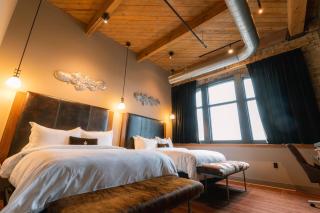 The Iron Horse Hotel - Milwaukee - 6