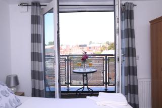 The Penthouse (29) - 8