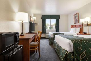 Travelodge by Wyndham North Platte - 5