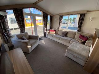 8 Berth caravan Skegness Golden Palm resort - 1