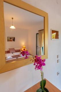 Rivendell Apartments - 7