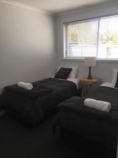 Old Pier Apartments - Bridport - 8