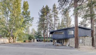 South Lake Chalet Boutique Suites - walk to Heavenly & Lake Tahoe - 9