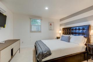 The Cottage in The Oaks - By Avi - Fort Lauderdale - 1