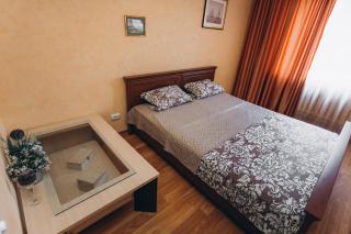 Apart-hotel Centr on street Petropavlovskaya 2 room - 3
