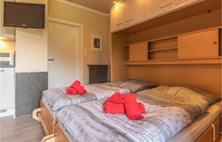 Awesome Apartment In Friedrichskoog - Friedrichskoog - 1