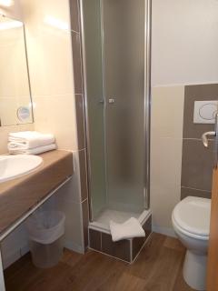 B&B HOTEL Saint-Etienne Monthieu - 3