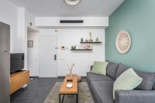 Bougrashov by the beach 1 BDR & balcony - Tel Aviv - 5