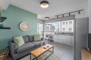 Bougrashov by the beach 1 BDR & balcony - Tel Aviv - 0