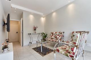 Apartamento com 2 dormitórios e churrasqueira - Praia das Pitangueiras - 6