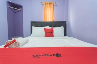 RedDoorz @ Gatot Subroto Street Bandung 3 - Bandung - 3