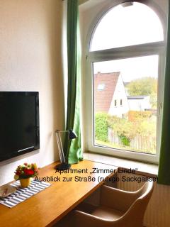 Ferienhaus Us lütt Hus und das Zimmer Linde im Haupthaus - 1