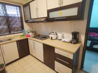 Cikgu Azue Homestay with lift 1floor security gate - 2