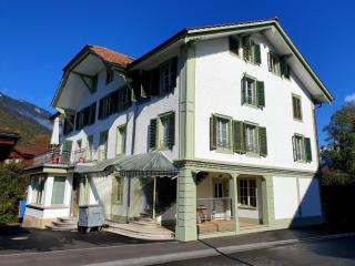 Interlaken Town House Sleeps 12 guests Central - 7