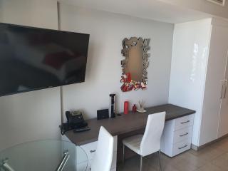 Pearls Sea Facing Studio - Self Catering - Durban - 3