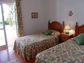 Villa Quadradinhos 38Q 4 Bedrooms Private Pool Short Walk To The Beach And Praca Vale Do Lobo - Vale do Lobo - 4