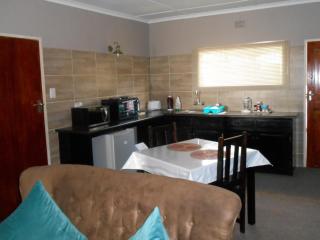 Obesa Lodge - Graaff-Reinet - 4