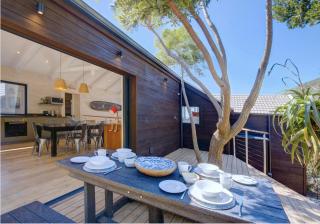 Earth Wind and Ocean 8 - George - 4