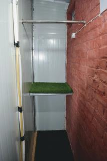 Private Rooms with International Airport View - New Delhi - 2