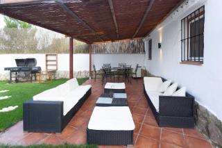 Detached villa for 6 People in Lloret de Mar with comunal Outdoor swimming pool - Puigventos - 6