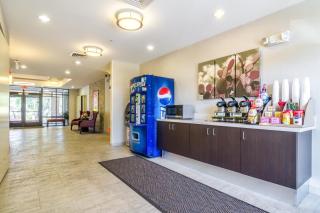 Red Roof Inn PLUS+ Tempe - Phoenix Airport - 2